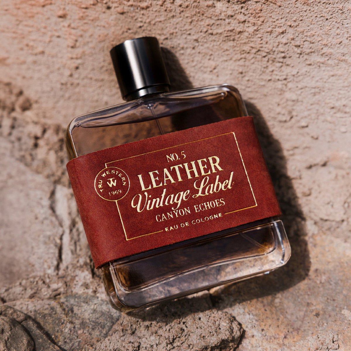 No. 5 Leather Vintage Label Canyon Echoes