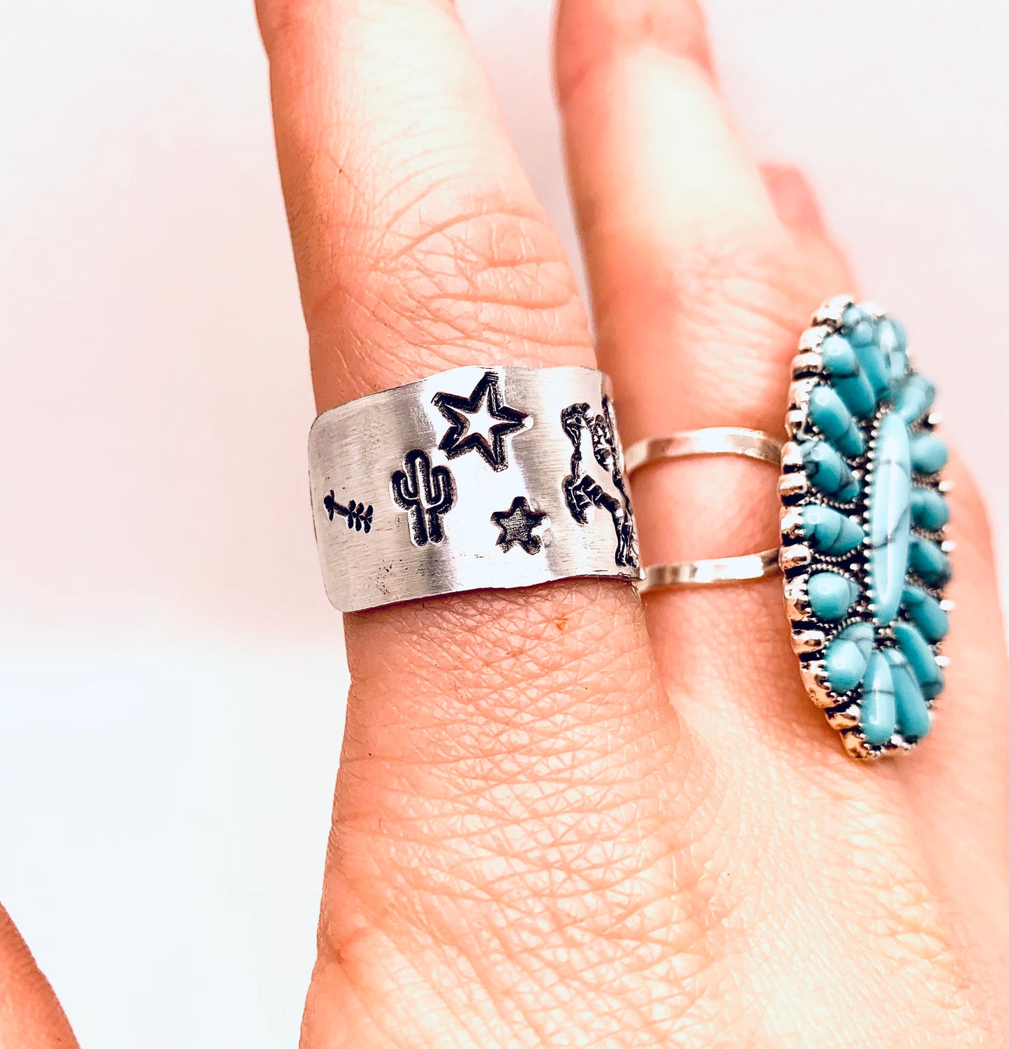 Bronc Chaos Wide Ring
